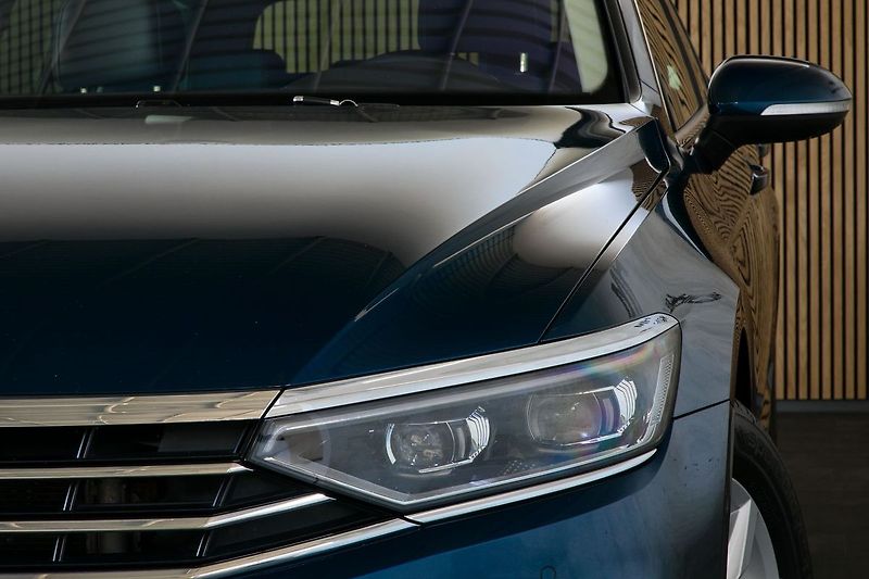 Volkswagen Passat 2.0TDI 110kW DSG IQ ACC Kamera - fotka 7 z 24