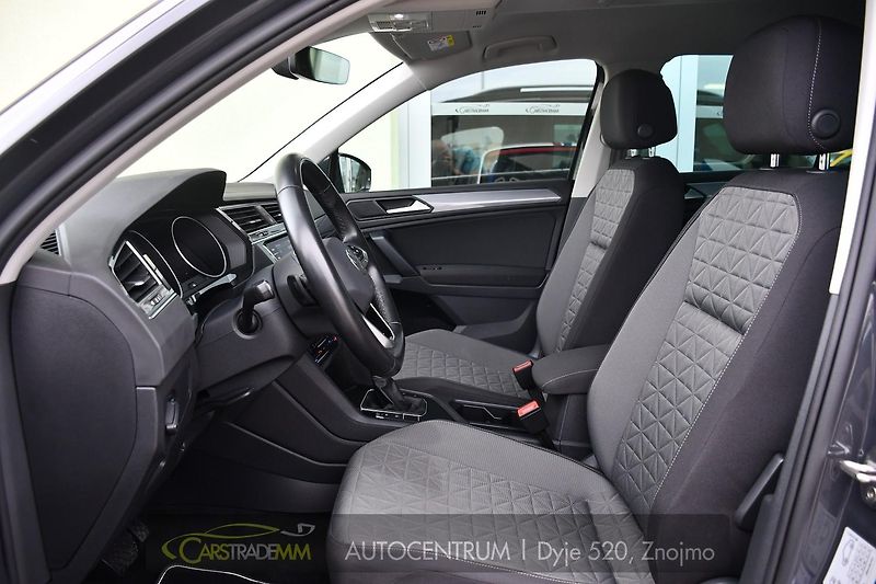 Volkswagen Tiguan 2.0TDi DSG NAVI TAŽNÉ ČR 1.M - fotka 10 z 53