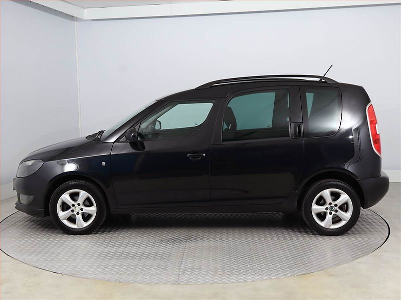 Škoda Roomster (2013) 1.2 TSI, Park. senzory - fotka 3 z 12