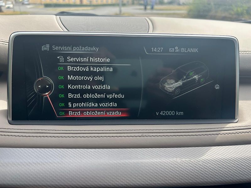 BMW X5 (2016) X5, M50D,INDIVIDUAL,2.MAJITEL - fotka 22 z 28