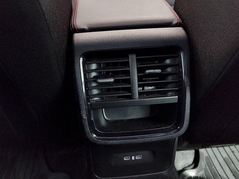 Škoda Octavia (2023) combi RS 2,0 Tdi 147 Kw DSG - fotka 28 z 37