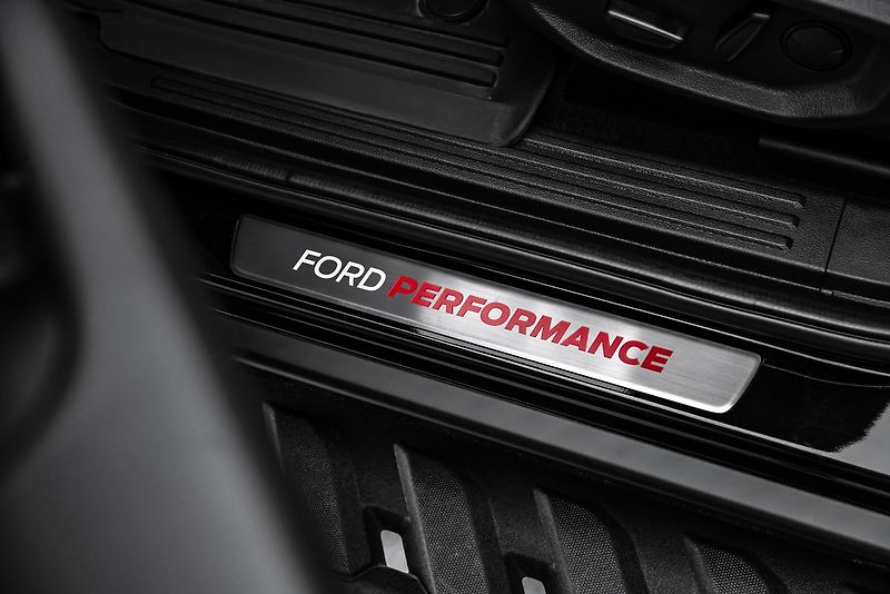 Ford Ranger RAPTOR, PPF, roleta, tažné 3,5 - fotka 20 z 24