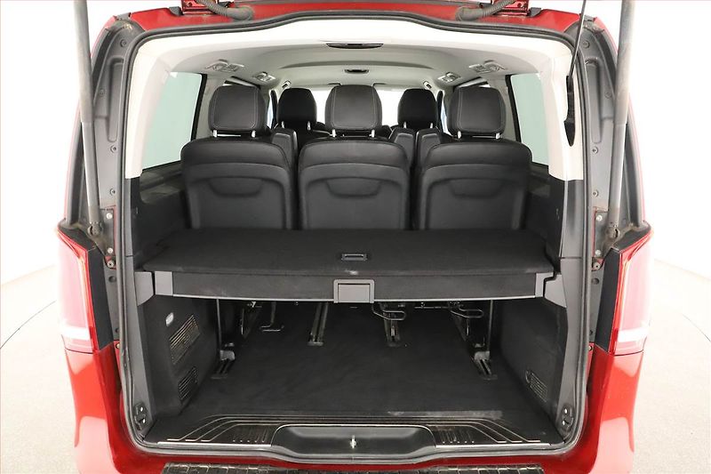 Mercedes-Benz Třídy V (2019) 300 d 4MATIC, ČR, DPH - fotka 11 z 26