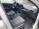 Hyundai i30 1.6d 4/2022 NEHAV-NAVI-DPH-ČR! - náhled 23