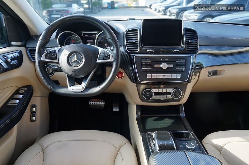 Mercedes-Benz GLE GLE350 4Matic AMG/TAŽNÉ/HARMAN - fotka 10 z 12