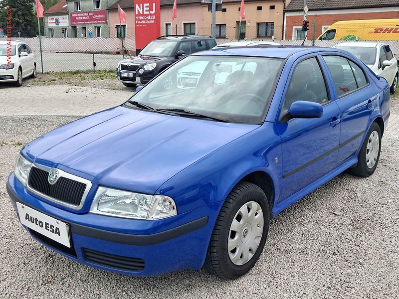 Škoda Octavia (2008) 1.6 i, ČR, servis.kniha - fotka 3 z 14