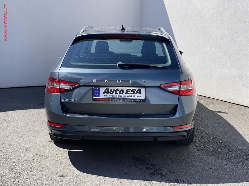 Škoda Superb (2021) 2.0 TFSi, 1.maj,ČR, Ambition - fotka 5 z 18
