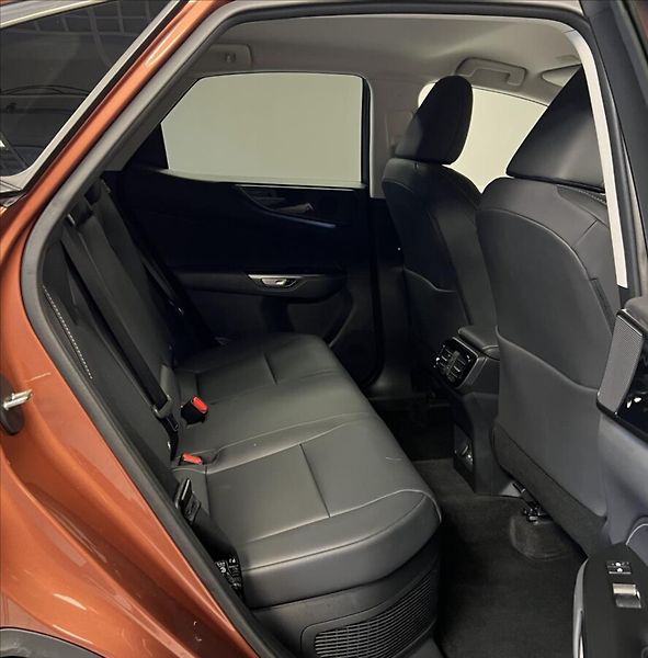 Lexus NX 350h 350H 2,5 HEV EXECUTIVE TOP - fotka 10 z 17