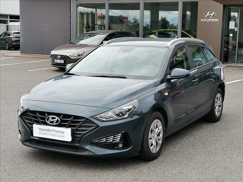 Hyundai i30 1,0 T-GDI Start Plus - fotka 2 z 17