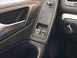 Volkswagen Golf (2009) 1.4 TSI, Automat, Xenony - náhled 16