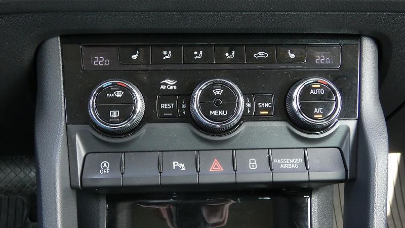 Škoda Kodiaq 2.0 TDI 110 kW Style 4x4 DSG - fotka 17 z 25