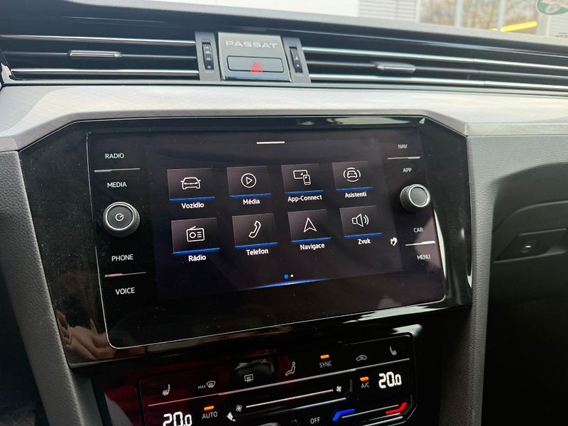 Volkswagen Passat Business 2.0 TDI 110 kW Varian - fotka 11 z 21