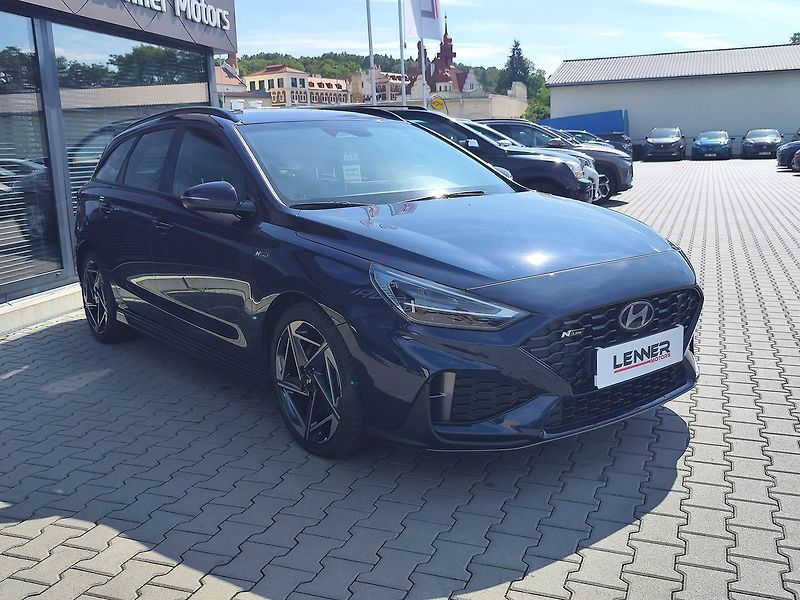 Hyundai i30 1.5 T-GDI/103kW N-Line DCT - fotka 3 z 33