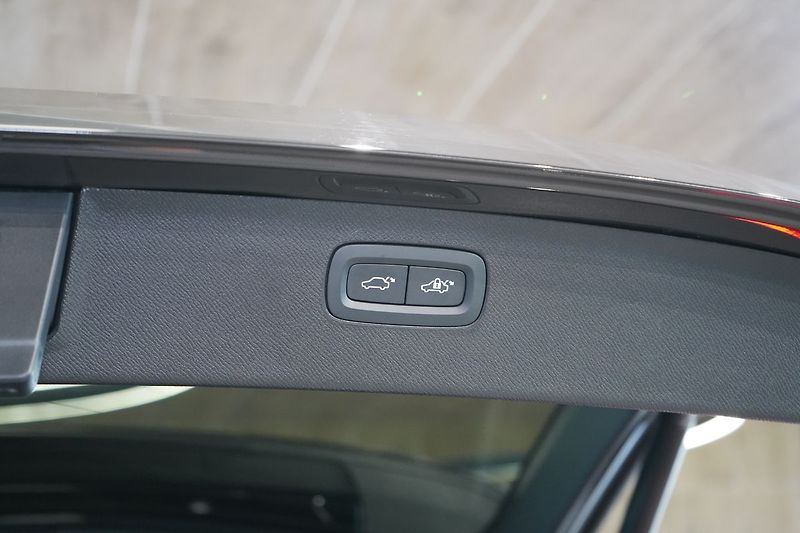 Volvo XC90 B5 PLUS Bright, Vzduch, 360° - fotka 16 z 50