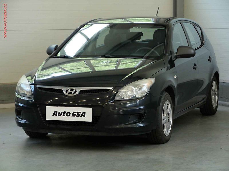 Hyundai i30 (2009) 1.4i, ČR, STK2/28 - fotka 3 z 20