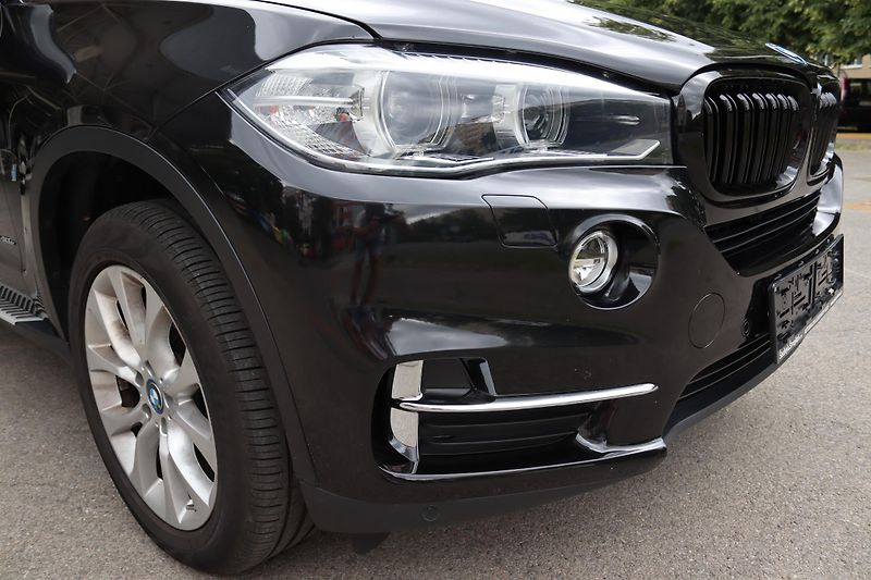 BMW X5 XDRIVE 40e F15 230kW DPH - fotka 4 z 48