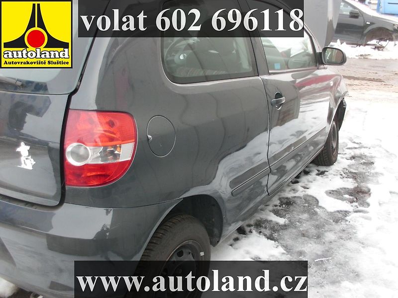 Volkswagen Fox (2002) VOLAT 602 696118 - fotka 3 z 7