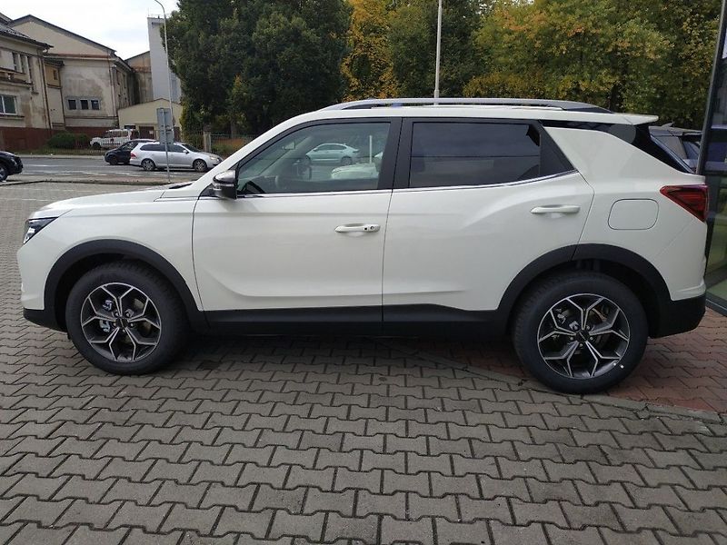KGM Korando 1.5T, SMART,2WD, AT, SKLADEM - fotka 7 z 35