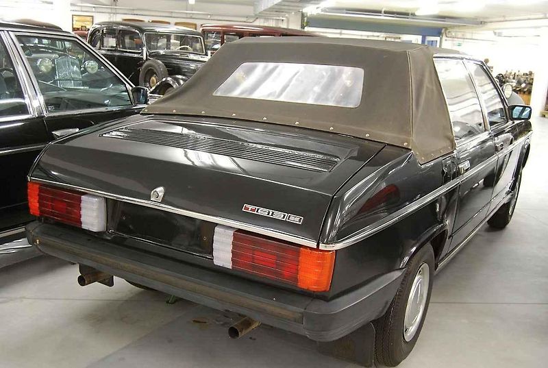 Tatra 613-K měla veřejnou premiéru před 35 lety