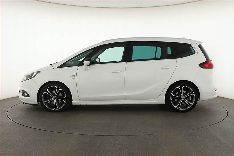 Opel Zafira (2016) 2.0 CDTI, Automat, 7 míst - fotka 3 z 21