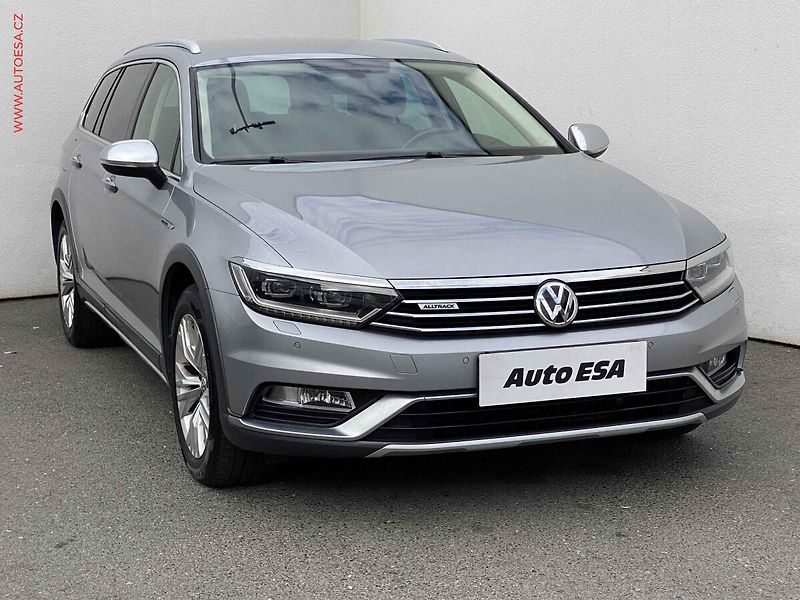 Volkswagen Passat (2017) 2.0TDi 4x4, ČR, DSG, LED - fotografie inzerátu