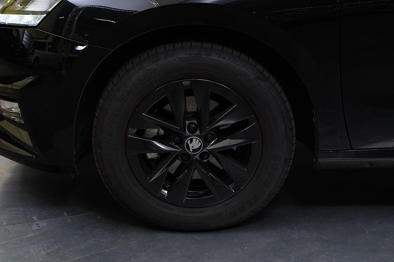 Škoda Fabia - fotka 10 z 25