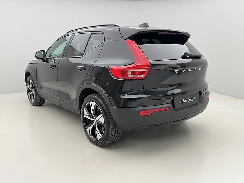 Volvo XC40 AWD TWIN MOTOR RECHARGE - fotka 11 z 44
