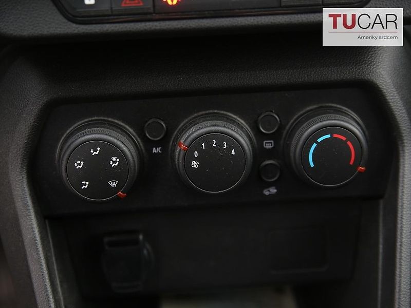 Dacia Jogger (2022) 1.0 Tce LPG - fotka 23 z 28