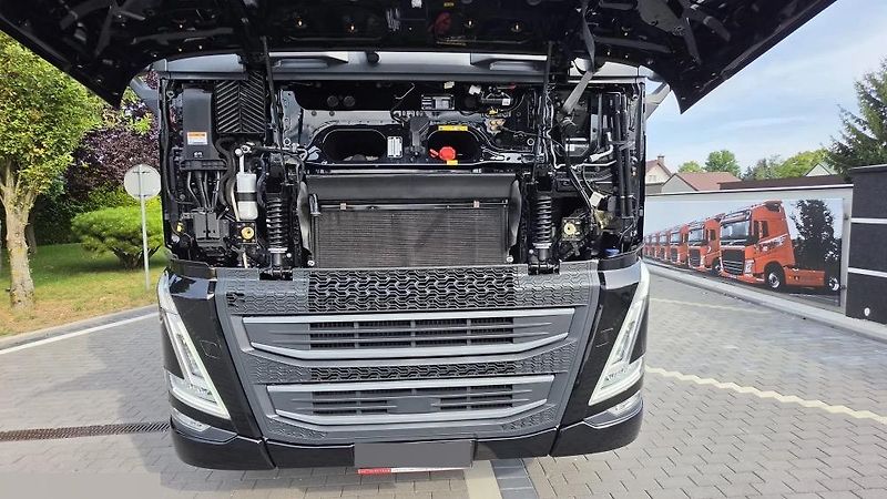 Volvo FH (2022) 460 6x2 valník + HR EURO 6 - fotka 25 z 27