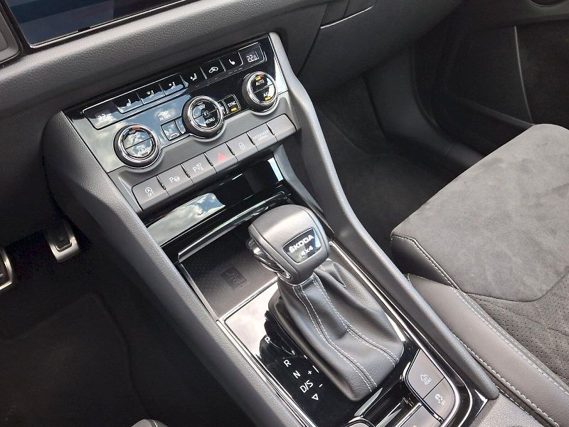 Škoda Kodiaq (2023) Sportline DSG 4x4 2,0 TDi 147k - fotka 35 z 35