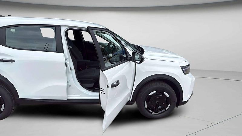 Opel Frontera (2026) Edition Hybrid 1.2 TURBO (81kW - fotka 13 z 23