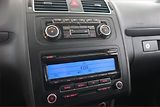 Volkswagen Touran (2011) 1.6 TDI, Tempomat - náhled 12