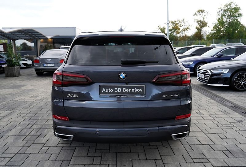 BMW X5 25d xDrive/230 PS/kůže/AT - fotka 5 z 42