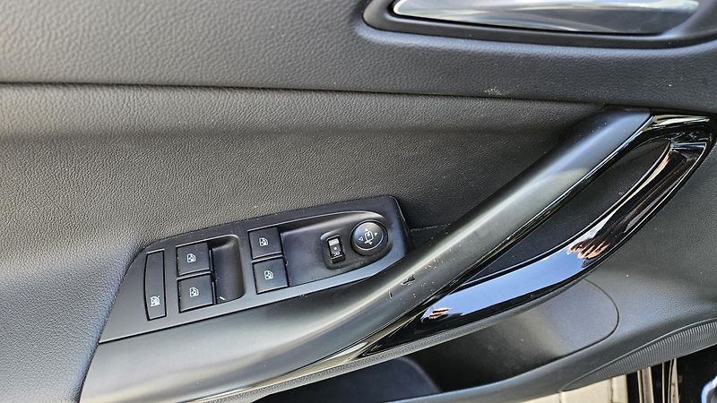 Opel Astra (2021) 1.2i Turbo 81kW  Elegance - fotka 16 z 37