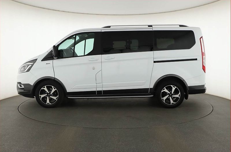 Ford Tourneo Custom (2022) 2.0 EcoBlue, DPH - fotka 3 z 20
