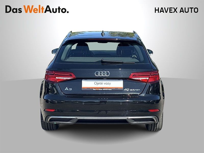 Audi A3 (2019) 40 TFSI e-tron S-tronic design - fotka 28 z 29