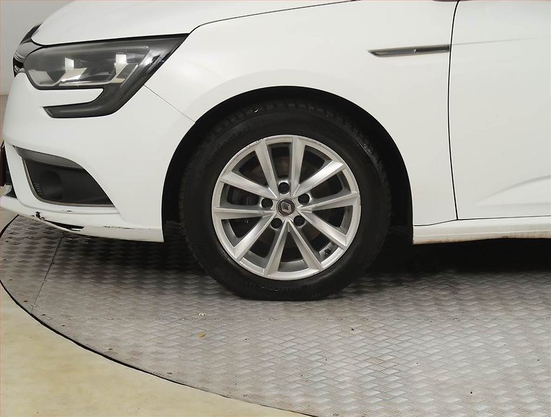 Renault Mégane (2018) Intens 1.5 dCi, ČR,1.maj - fotka 14 z 17
