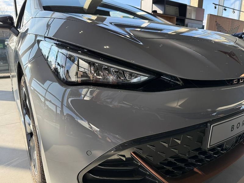Cupra Born (2023) e-Boost 58kWh 170kW  AUTO - fotka 23 z 24
