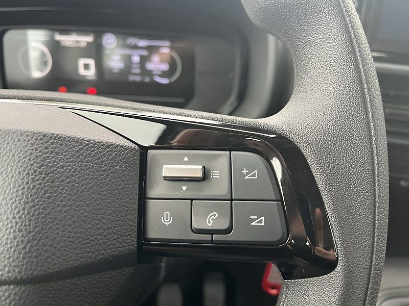 Toyota ProAce City Verso 1.5 D 100 MT Business - fotka 11 z 27