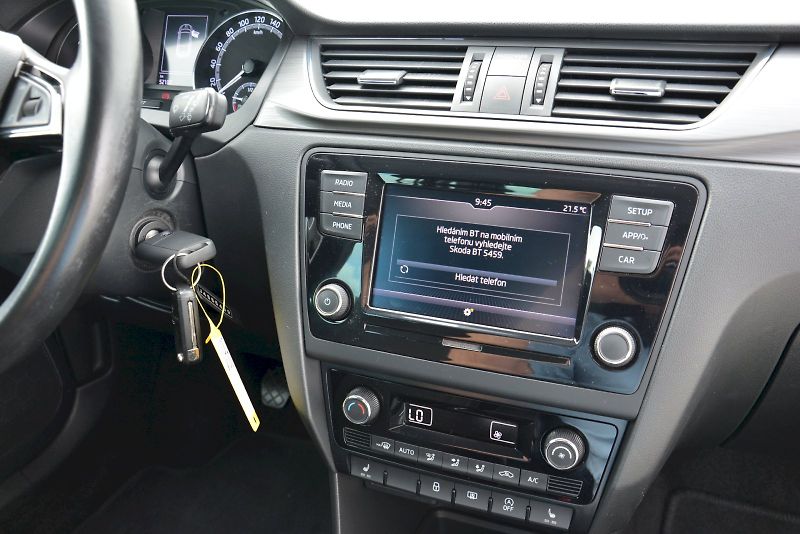 Škoda Rapid (2018) 1.0 TSI 81 kW Style PLUS - fotka 17 z 23