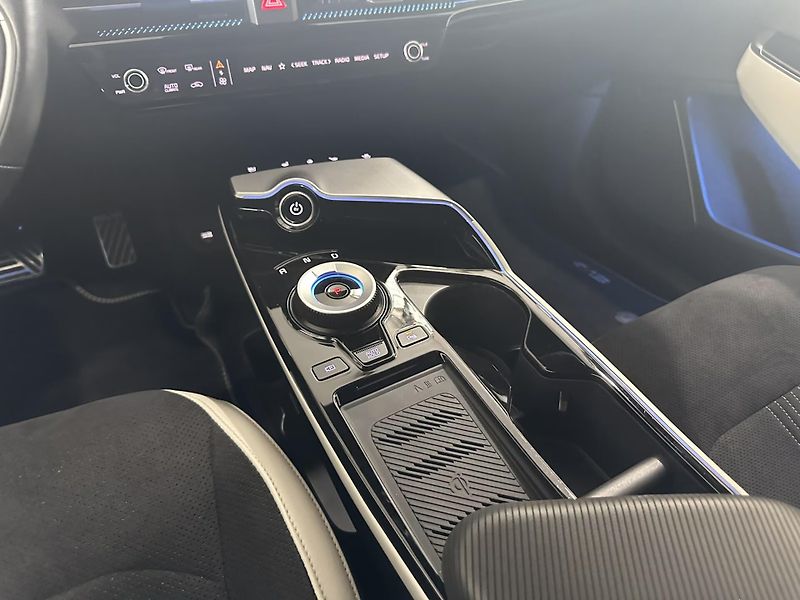 Kia EV6 GT-Line 77.4kWh Pano HuD 360 - fotka 17 z 21