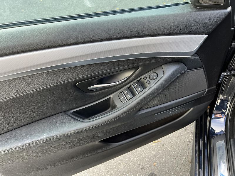 BMW Řada 5 M 550d xDrive 280 kW F10 740Nm - fotka 9 z 25