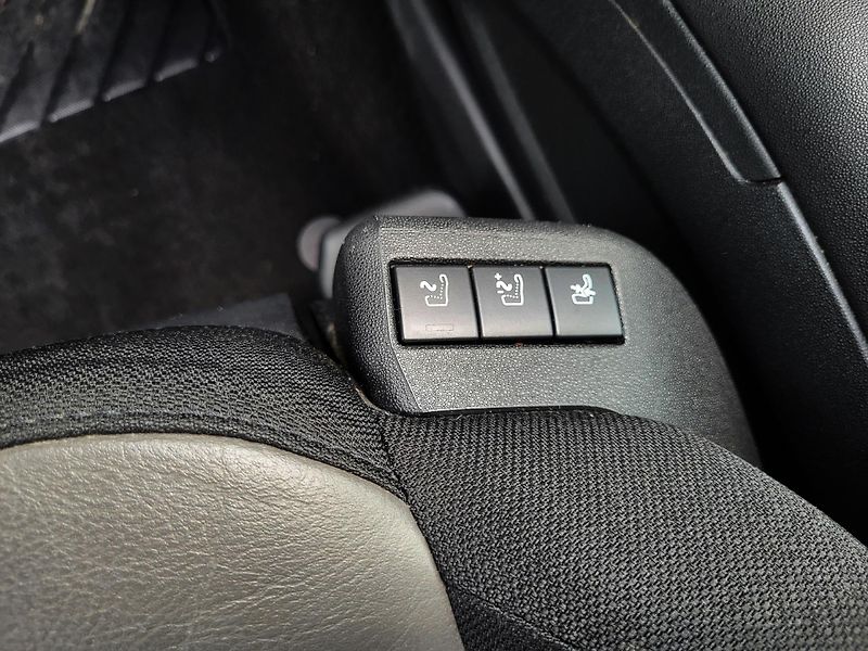 Citroën Grand C4 Picasso 2.0 eHDi autom EXCLUSIVE 7míst - fotka 28 z 48