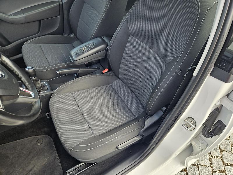 Škoda Rapid (2016) 1.4tdi 66kw, SPLÁTKY  - fotka 12 z 25