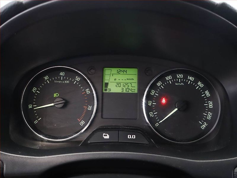 Škoda Fabia (2011) 1.4 16V, LPG, Serv.kniha - fotka 8 z 11