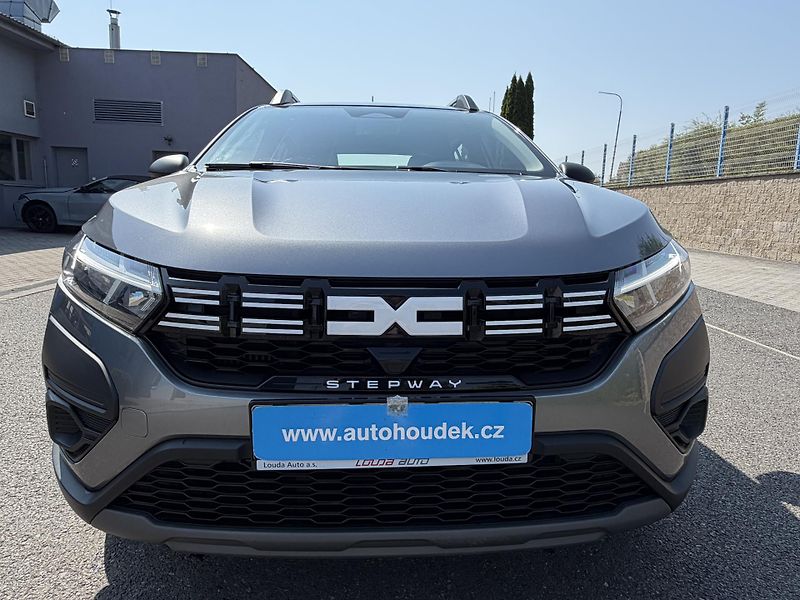 Dacia Sandero STEPWAY 1,0i 67kW klima závěs  - fotka 2 z 19