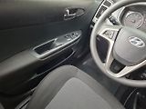 Hyundai i20 (2012) 1.2i 63kW -KLIMATIZACE-S.KNIHA - náhled 12