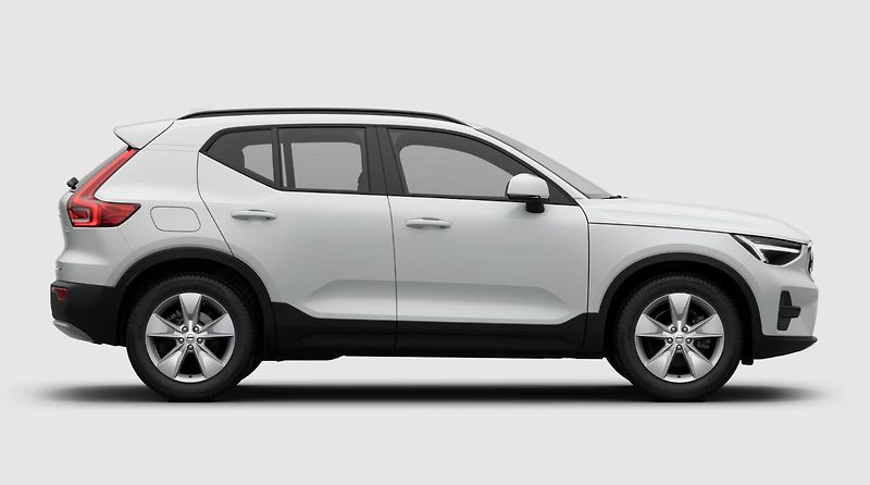 Volvo XC40 (2026) B3 CORE AUT - fotka 16 z 19