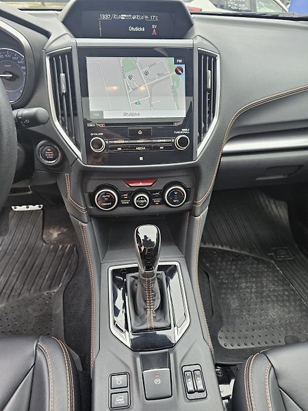 Subaru XV (2021) Executive, kůže, NAVI,TOP stav - fotka 7 z 15