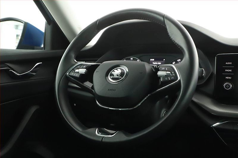 Škoda Octavia (2024) Ambition 1.5 TSI e-tec - fotka 19 z 21